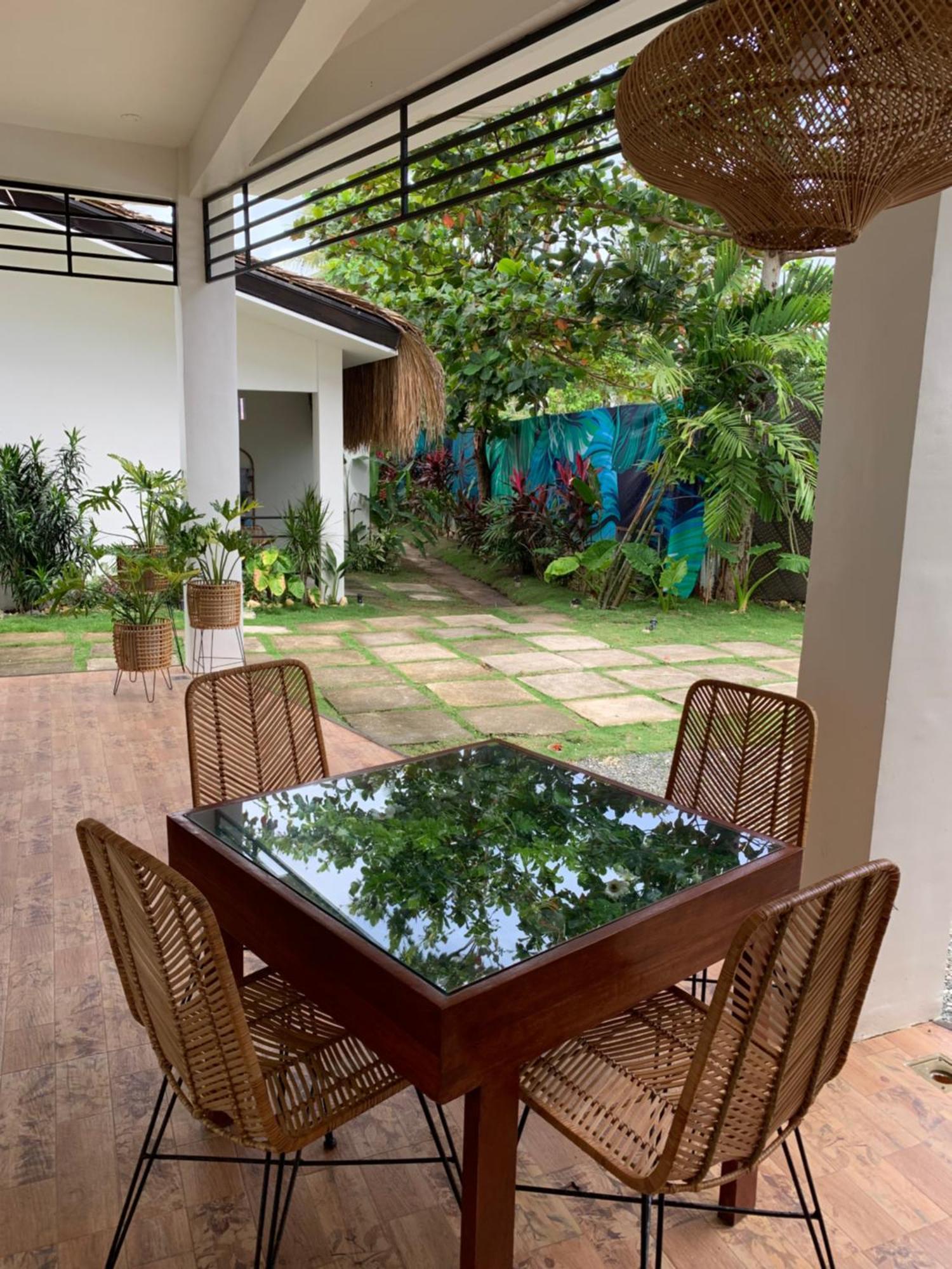 Bahandi Hotel General Luna  Ngoại thất bức ảnh