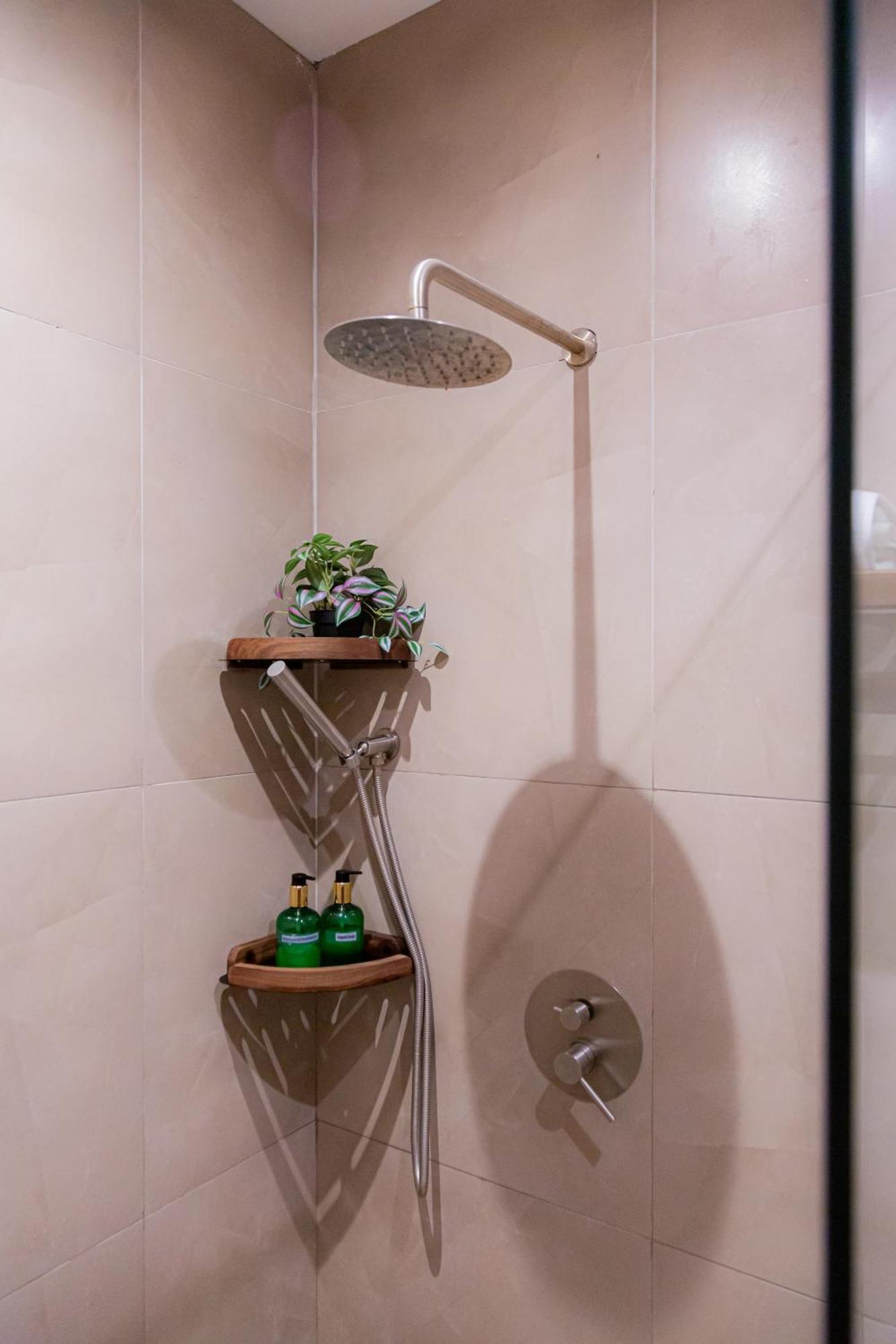 Bahandi Hotel General Luna  Ngoại thất bức ảnh